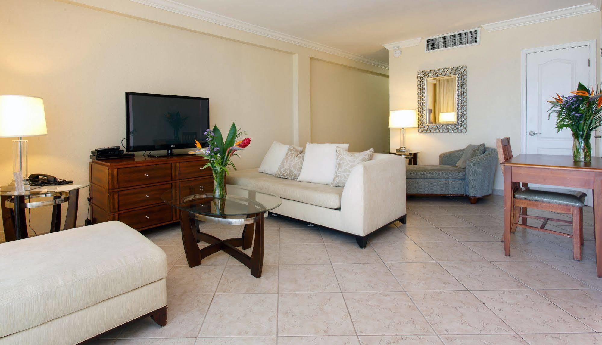The Sea Lord Hotel & Suites (Adults Only) Lauderdale-by-the-Sea Exterior photo