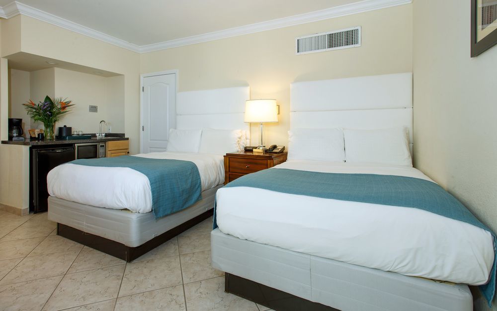 The Sea Lord Hotel & Suites (Adults Only) Lauderdale-by-the-Sea Exterior photo